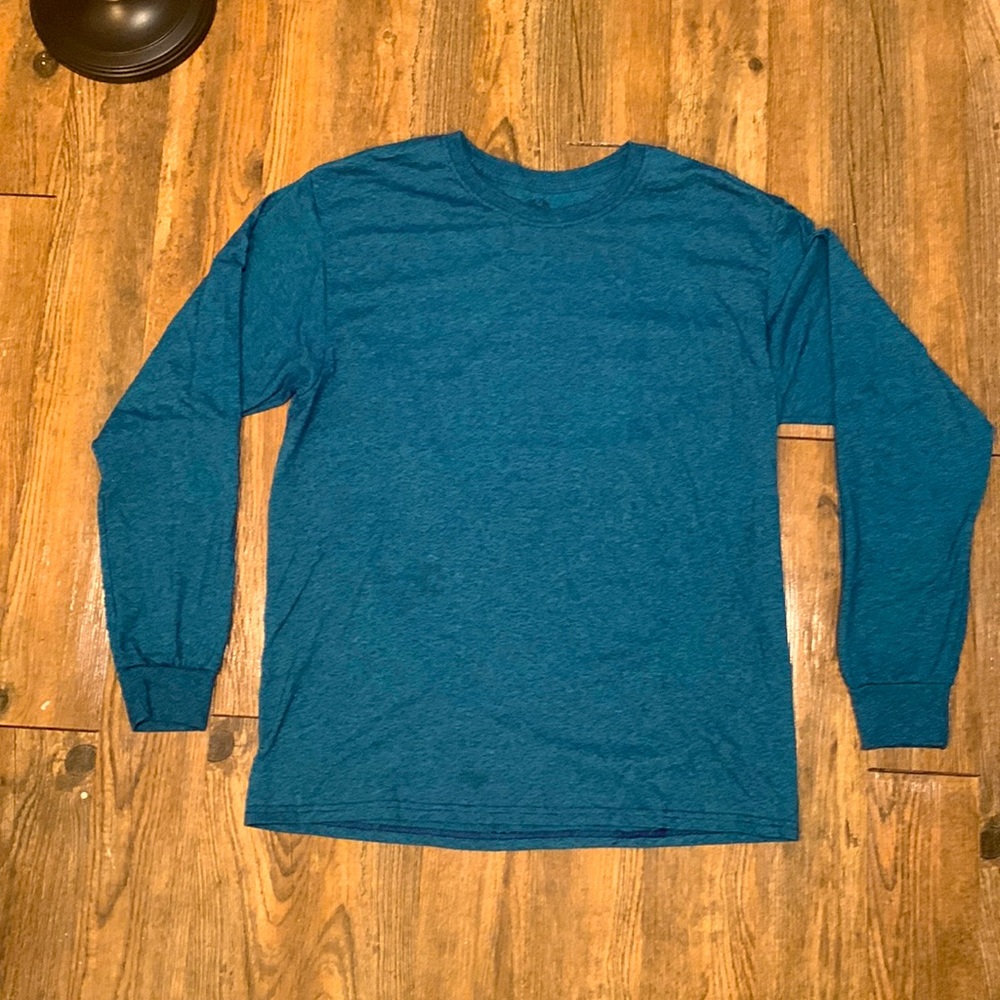 Blue Fruit of the Loom Woman’s Medium Longsleeve